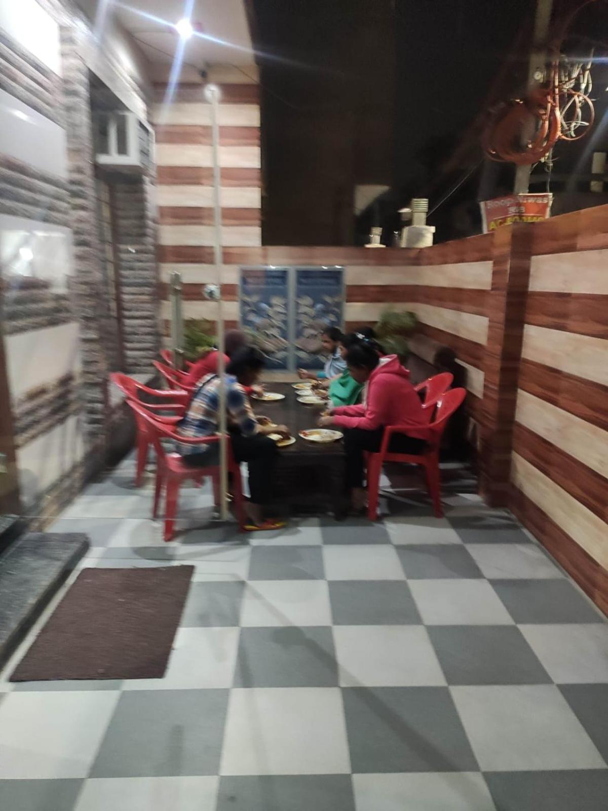 Roop Niwas Bed & Breakfast Amritsar Eksteriør bilde